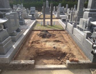 霊園の区画、基礎工事